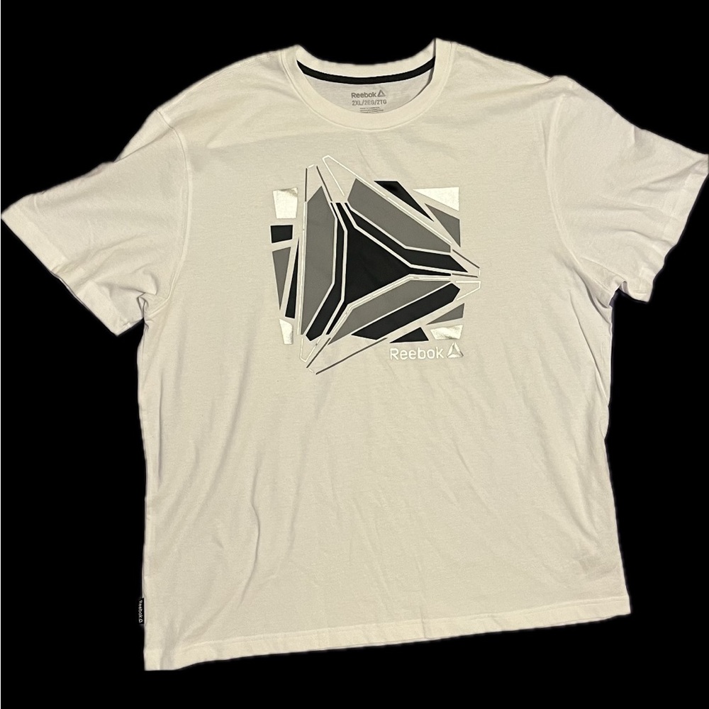 Reebok Men's White and Black Graphic Tee Size 2 XL- Unisex